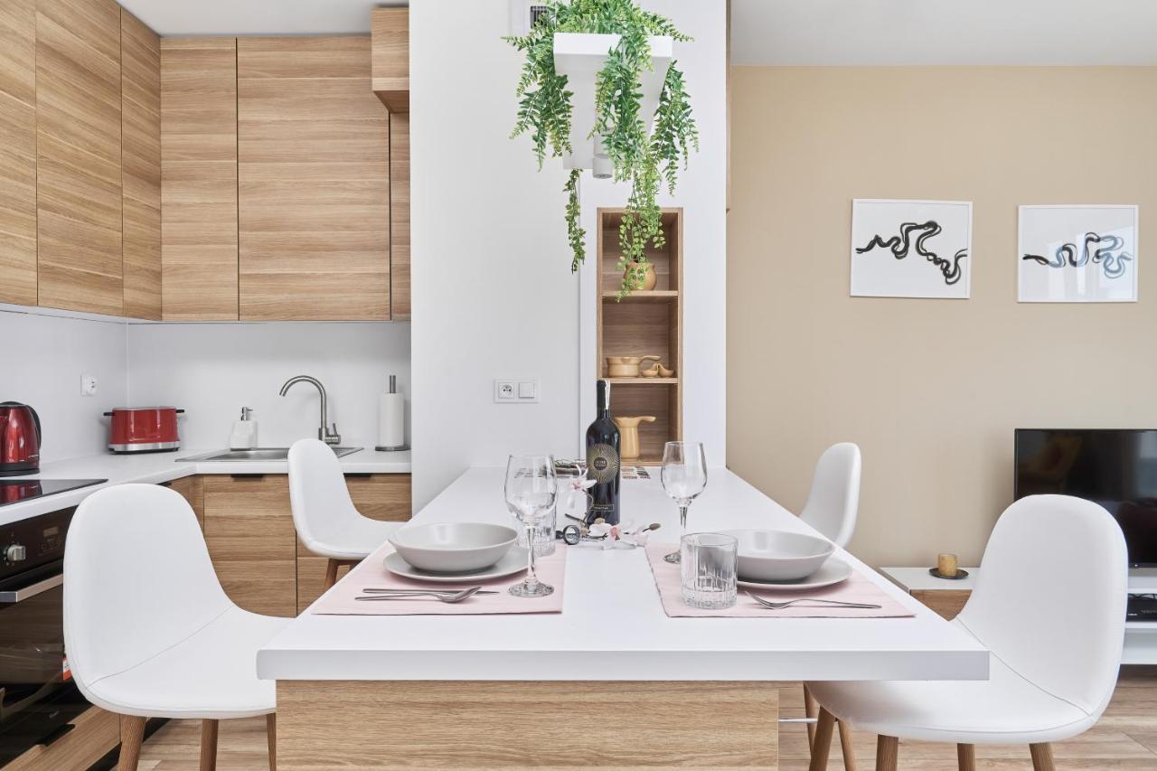 Villa Nova Lux Apartment Wroclaw Kowale By Noclegi Renters Eksteriør bilde